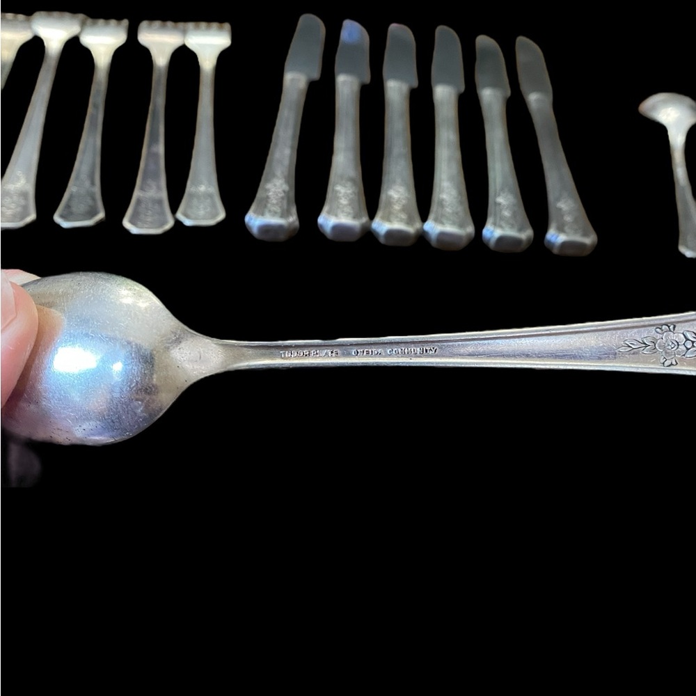 VTG Oneida Tudor Plate 1939 Fortune Silverplate Flatware Set - Floral Art Deco - Picture 15 of 15